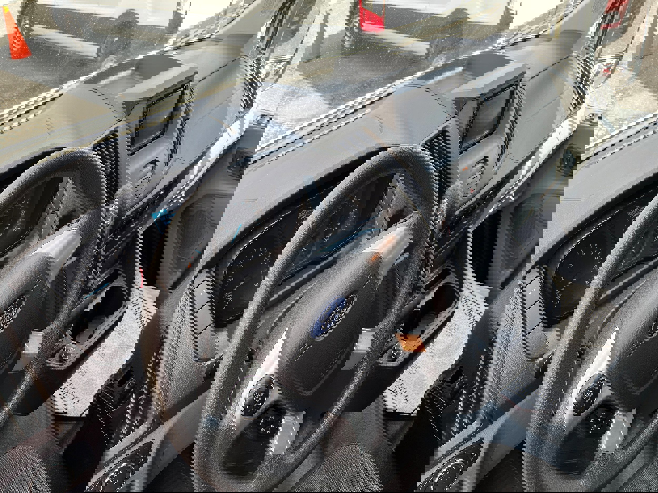 Certified 2019 Ford Transit 250 130 Low Roof w/ Exterior Upgrade Package image 8