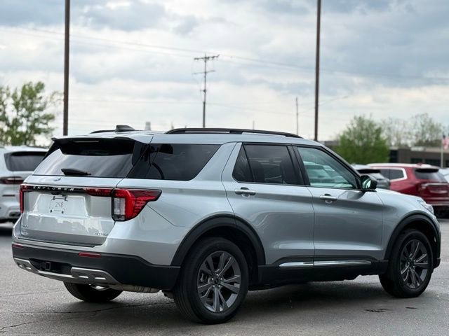 Certified 2025 Ford Explorer Active w/ Active Comfort Package AWD/4WD image 42