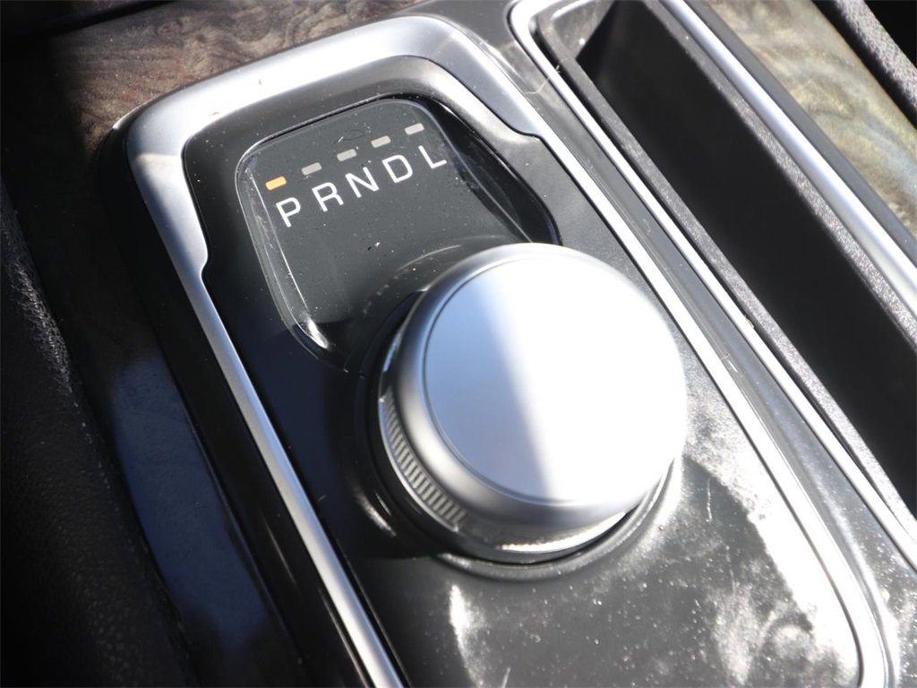 Used 2019 Chrysler 300 Limited image 18