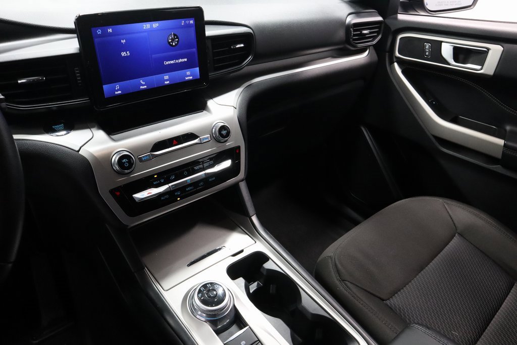 Certified 2022 Ford Explorer XLT image 31