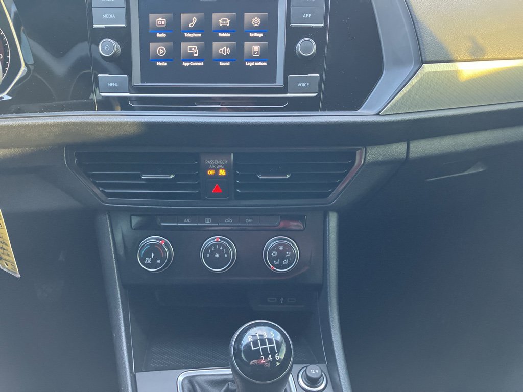 Used 2021 Volkswagen Jetta S w/ Driver Assistance Package image 21