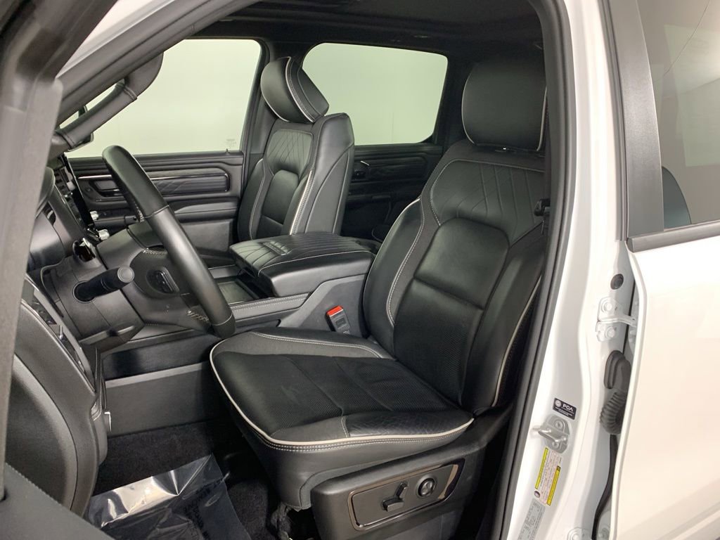 Used 2025 RAM 1500 Limited AWD/4WD image 35