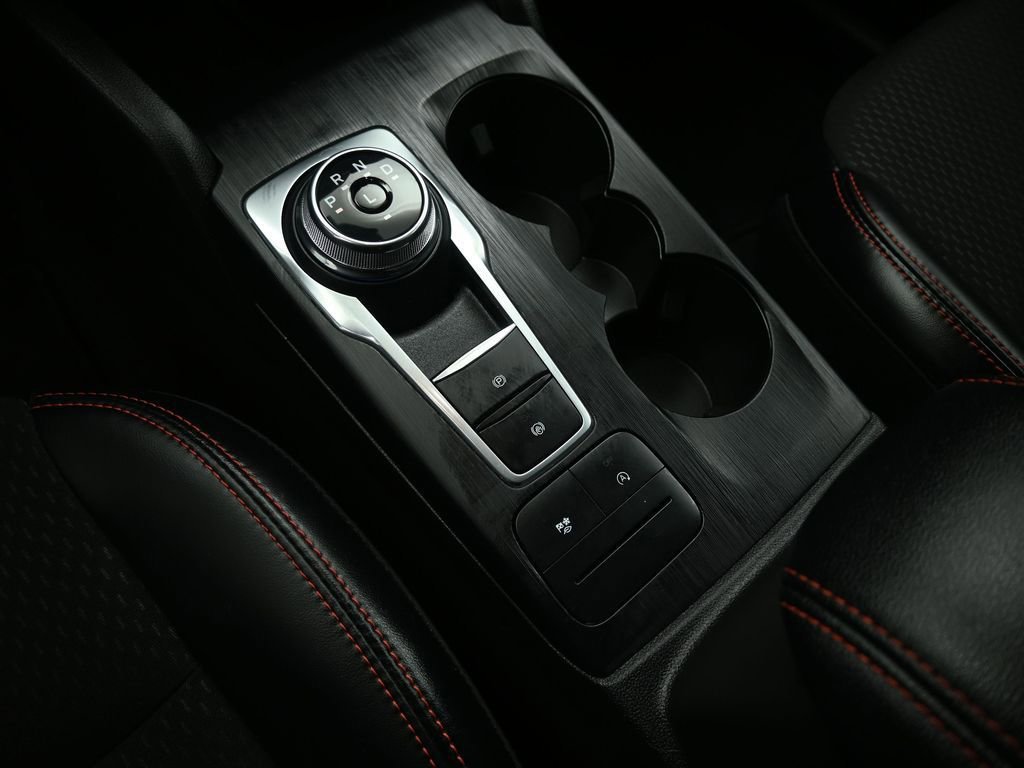 Certified 2025 Ford Escape ST-Line image 44