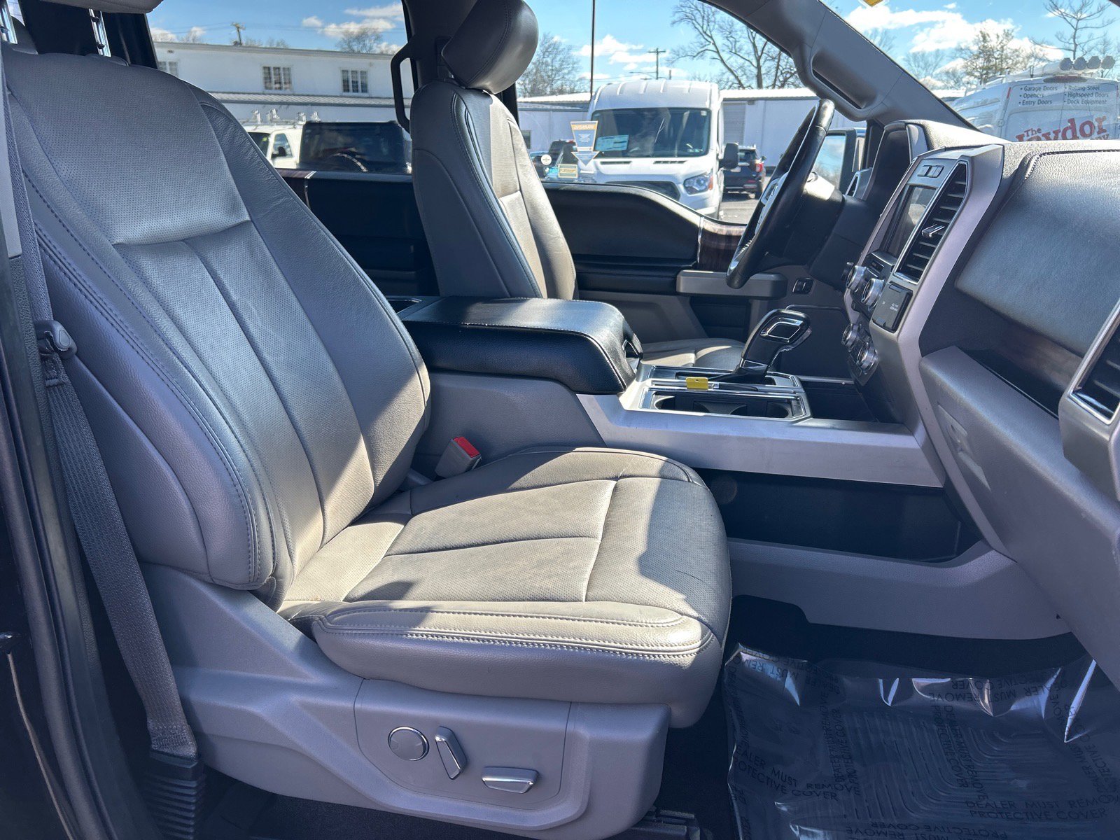 Certified 2018 Ford F150 Lariat w/ Equipment Group 502A Luxury image 18