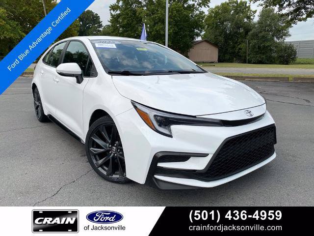 Used 2025 Toyota Corolla SE FWD image 1