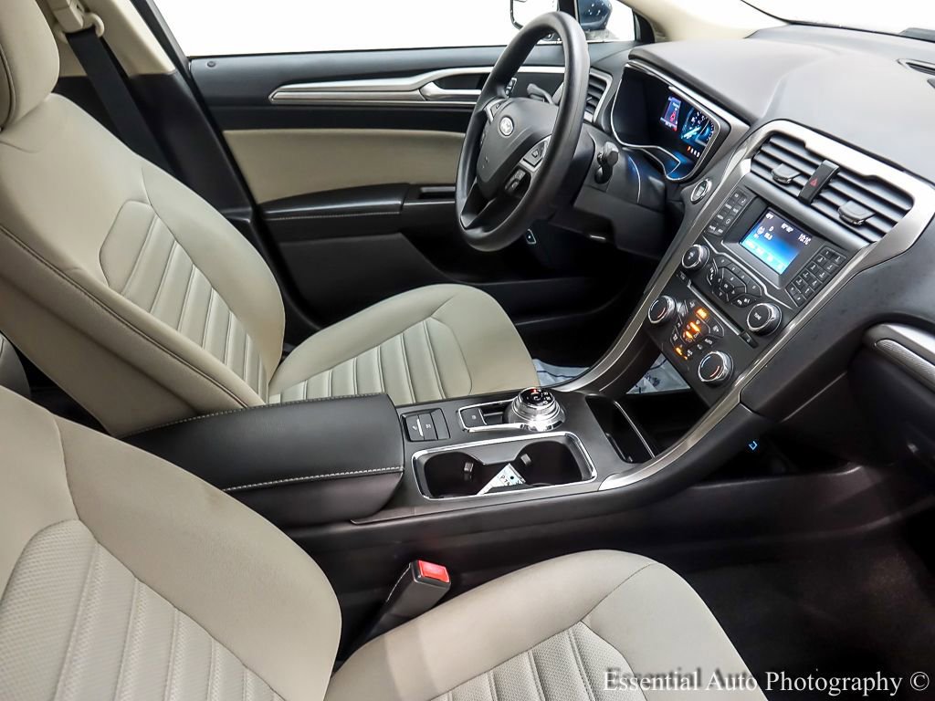 Certified 2018 Ford Fusion S FWD image 25