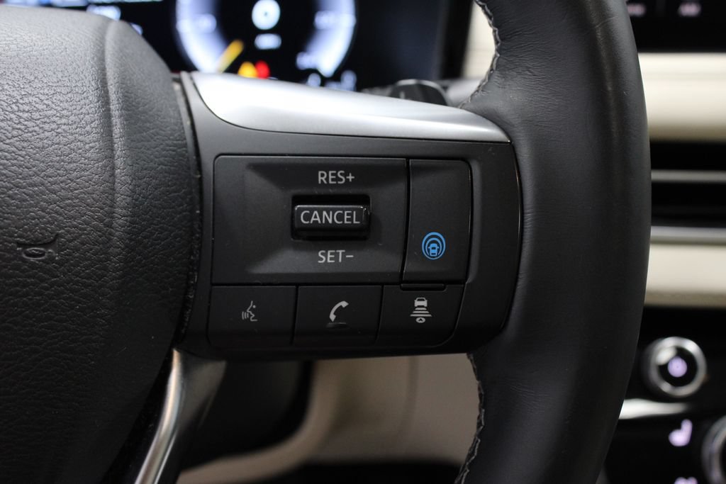 Used 2025 INFINITI QX60 Sensory AWD/4WD image 28