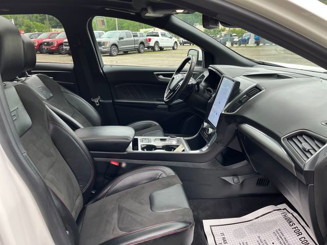 Certified 2024 Ford Edge ST w/ Equipment Group 401A image 16