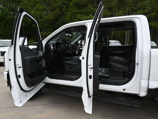 Certified 2025 Ford F350 Lariat w/ Lariat Ultimate Package AWD/4WD image 41