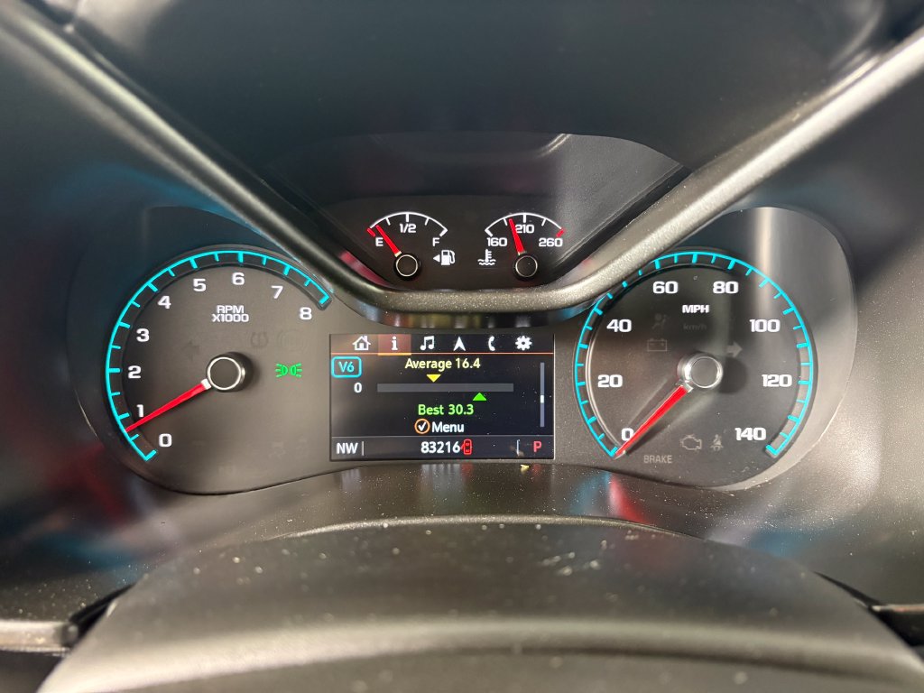 Used 2022 Chevrolet Colorado ZR2 w/ ZR2 Midnight Special Edition AWD/4WD image 17