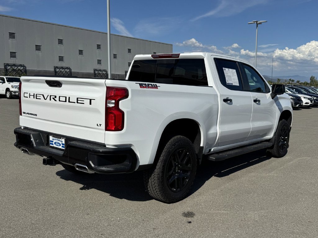 Used 2026 Chevrolet Silverado 1500 LT Trail Boss w/ LT Trail Boss Premium Package AWD/4WD image 8