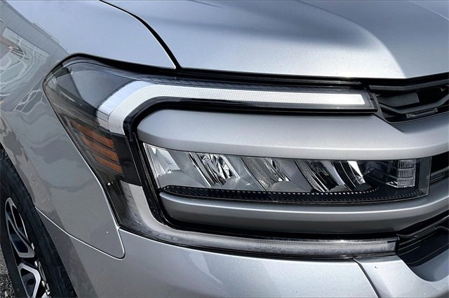 Certified 2024 Ford Expedition XLT image 29