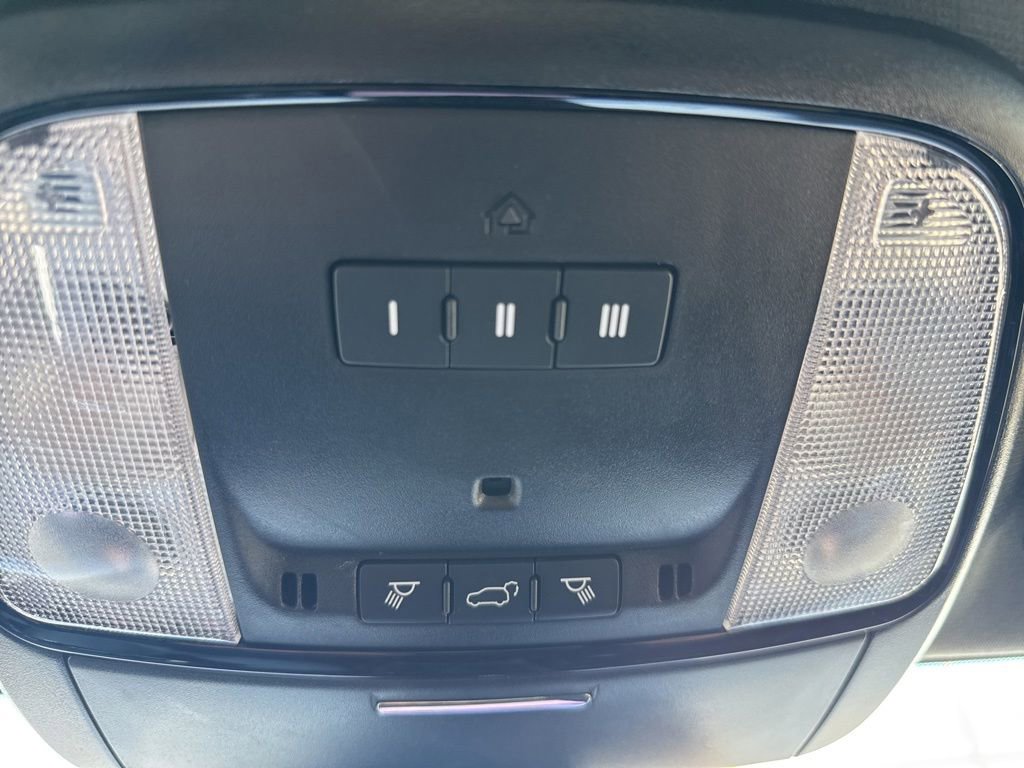 Used 2022 Dodge Durango SRT AWD/4WD image 31