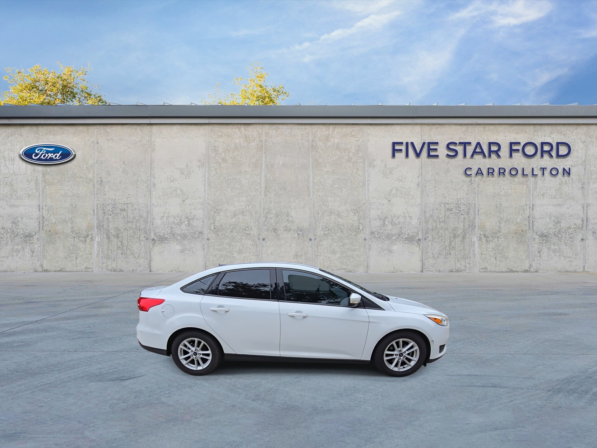 Certified 2017 Ford Focus SE FWD image 9