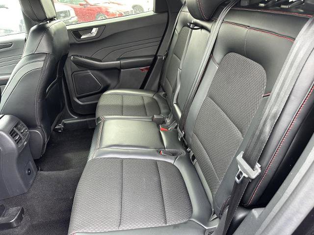 Certified 2025 Ford Escape ST-Line AWD/4WD image 15