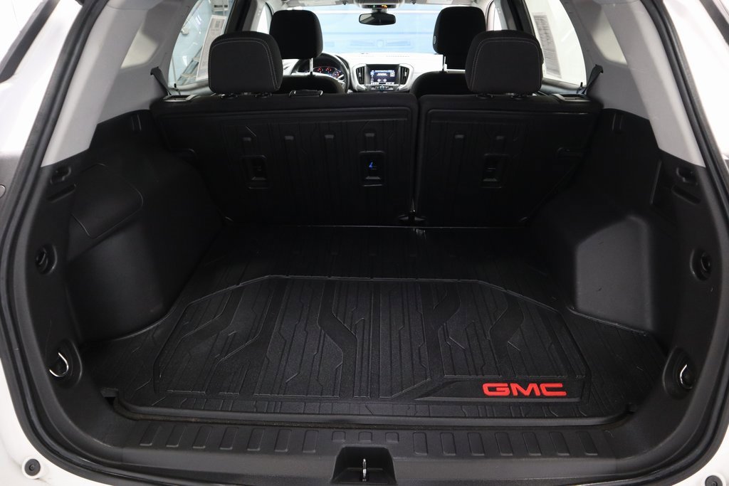 Used 2023 GMC Terrain SLE w/ LPO, Floor Liner Package image 13