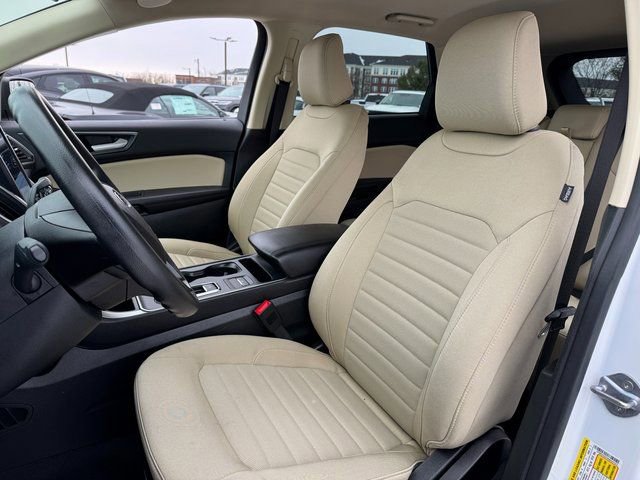 Certified 2024 Ford Edge SE image 14