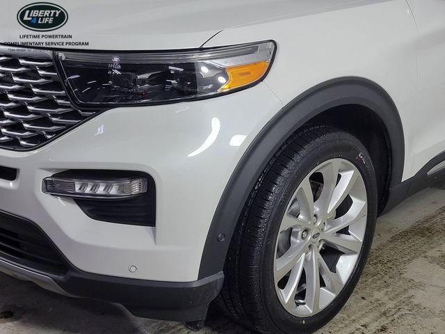 Certified 2022 Ford Explorer Platinum w/ Equipment Group 601A image 8