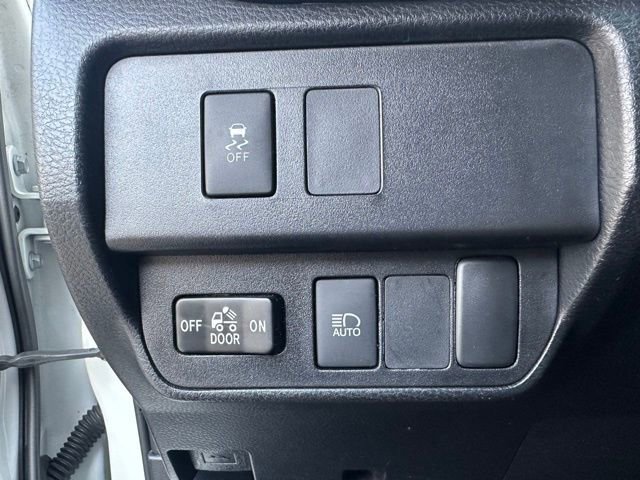 Used 2020 Toyota Tacoma SR image 21
