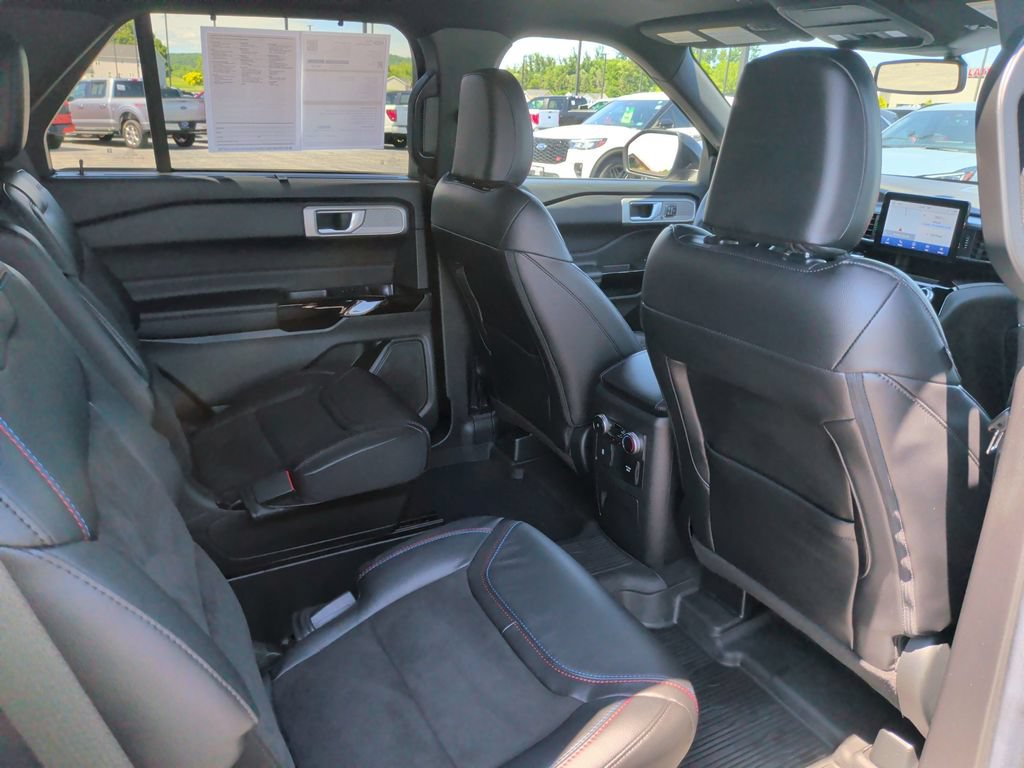 Certified 2023 Ford Explorer ST w/ Equipment Group 401A AWD/4WD image 17