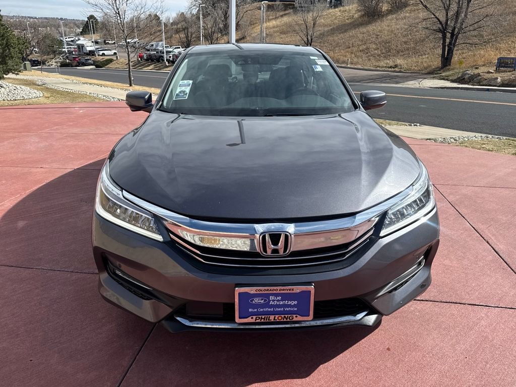 Used 2017 Honda Accord Touring image 9