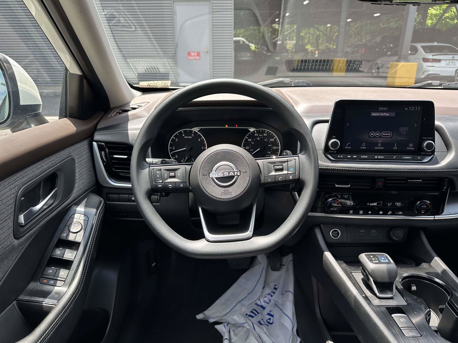 Used 2022 Nissan Rogue SV AWD/4WD image 12
