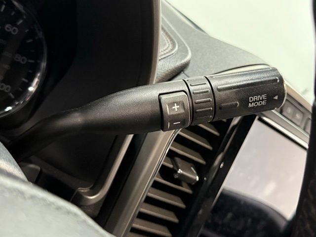 Certified 2022 Ford F350 Platinum w/ FX4 Off-Road Package image 22