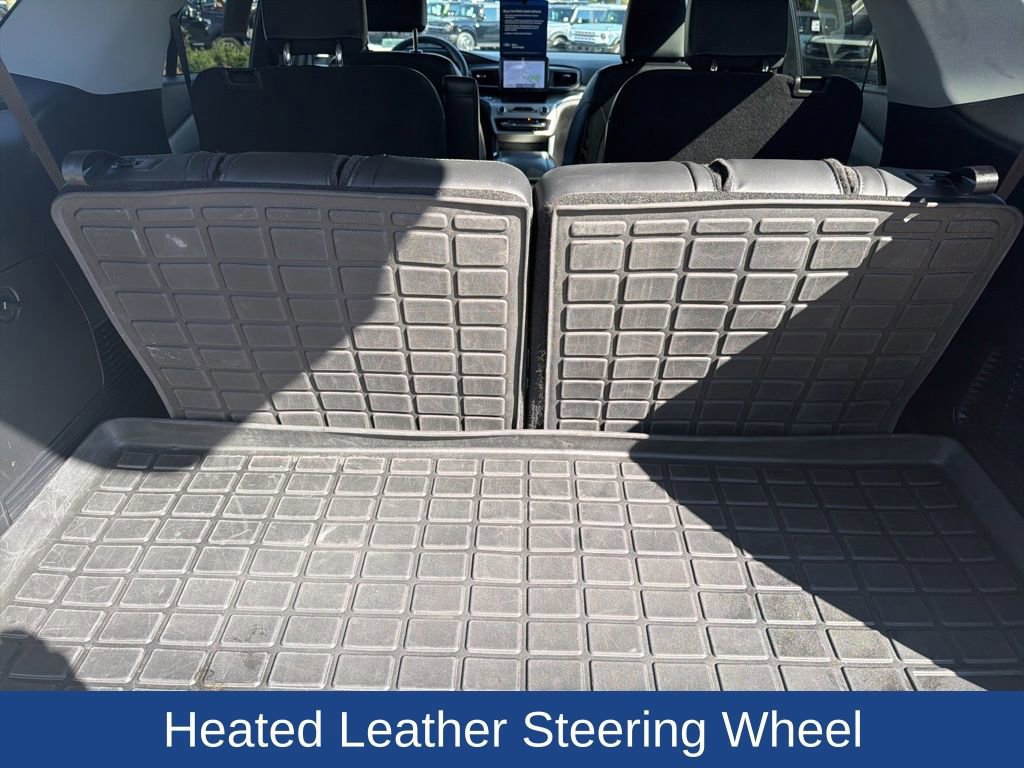 Certified 2022 Ford Explorer XLT w/ Equipment Group 202A image 11