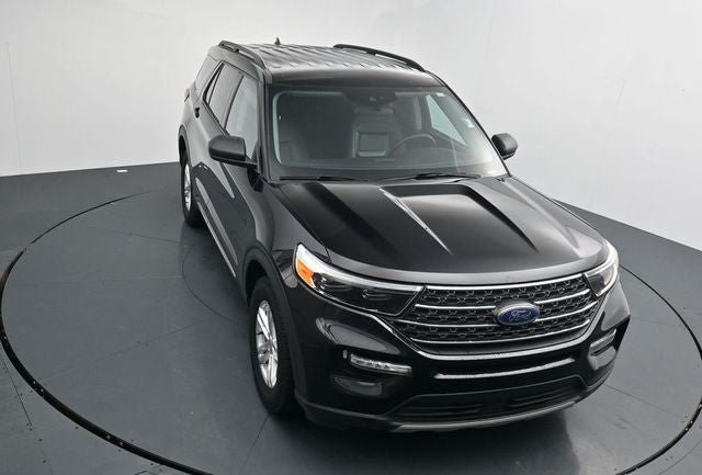 Certified 2023 Ford Explorer XLT w/ Equipment Group 202A AWD/4WD image 23