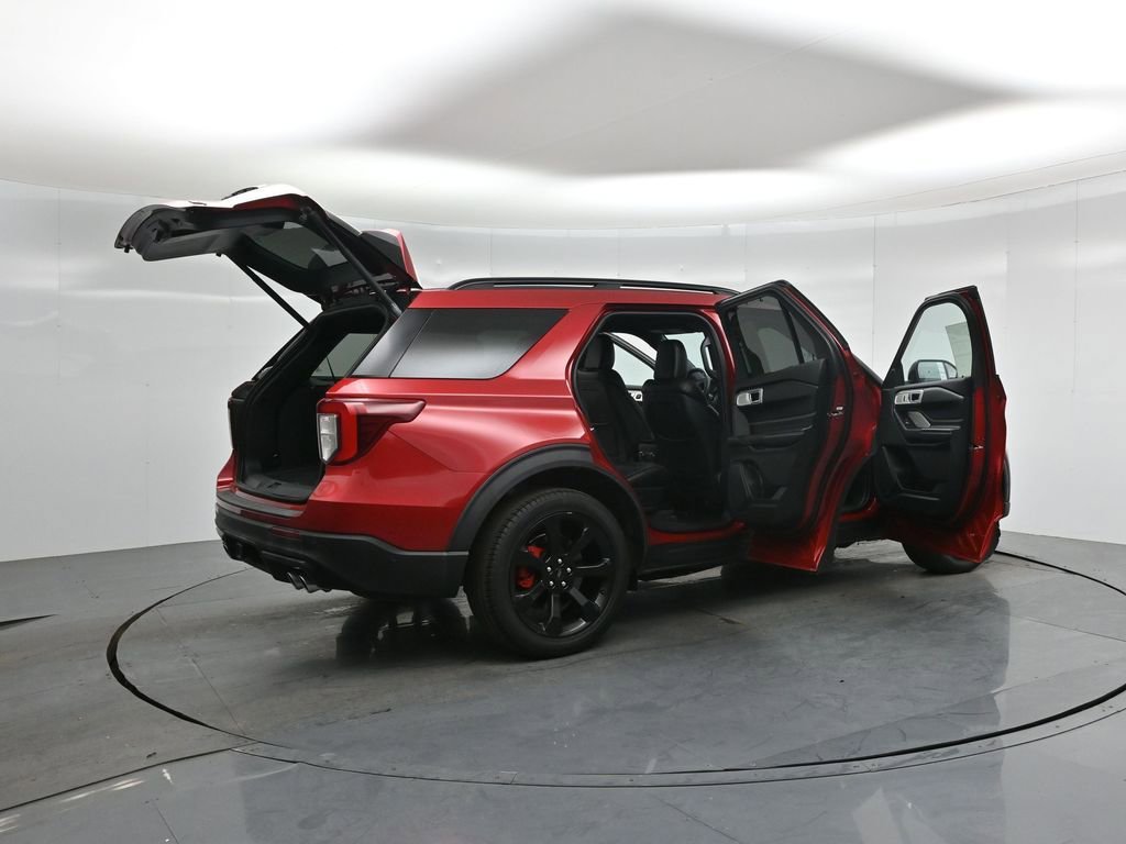 Certified 2020 Ford Explorer ST w/ ST Street Pack image 6