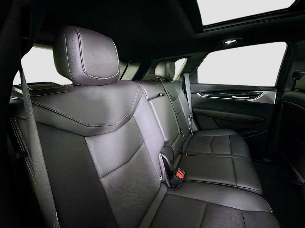 Used 2023 Cadillac XT5 Premium Luxury w/ Technology Package FWD image 32