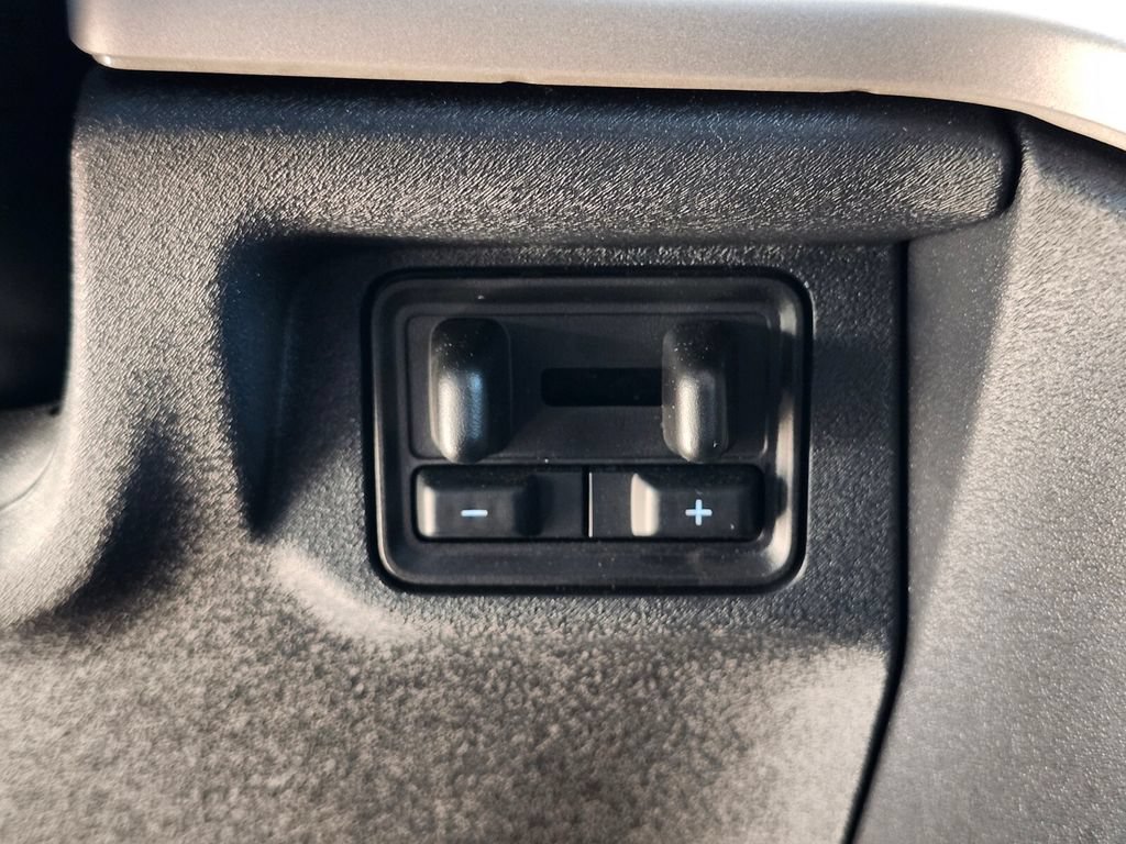 Certified 2025 Ford Expedition Active RWD image 28