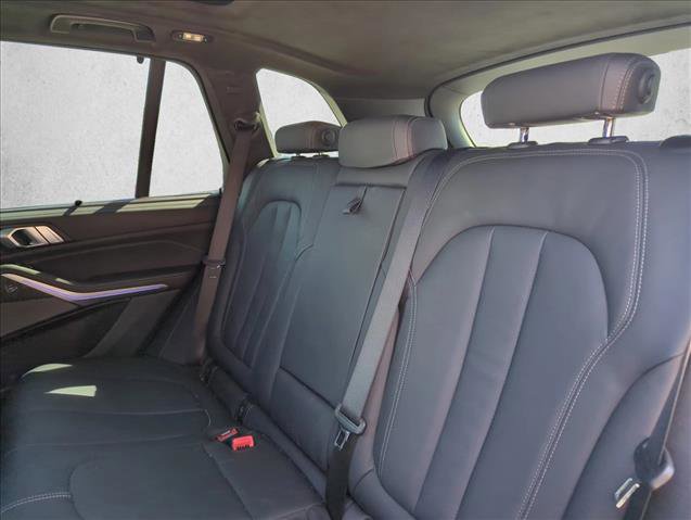 Used 2022 BMW X5 M50i w/ Executive Package AWD/4WD image 21