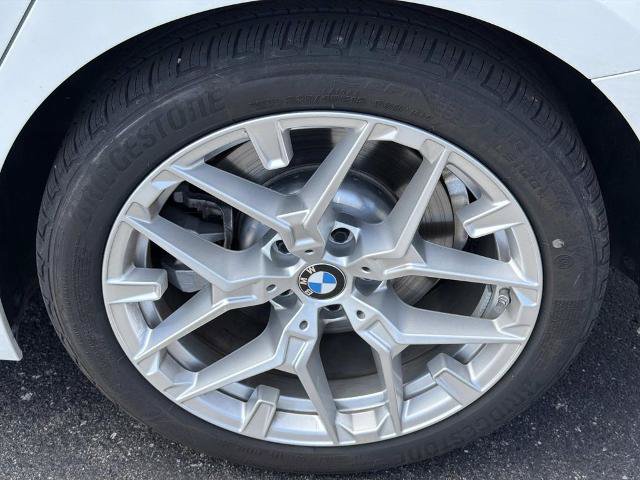Used 2025 BMW 330i Sedan RWD image 11