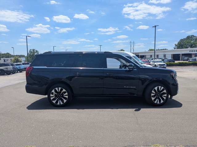 Certified 2025 Ford Expedition Max Platinum w/ Driver's Package AWD/4WD image 11