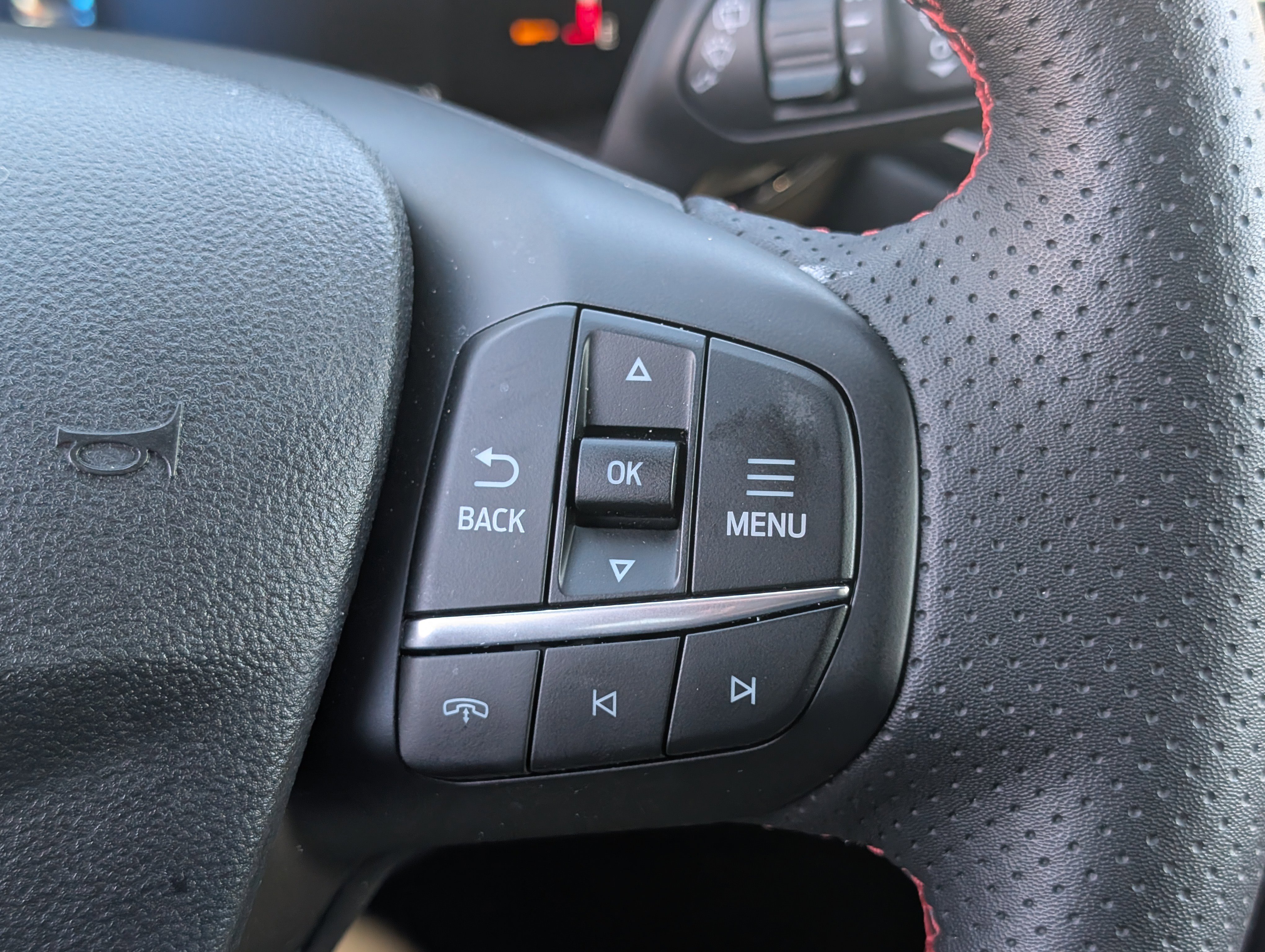 Certified 2025 Ford Escape ST-Line Elite w/ Tech Pack #1 image 24