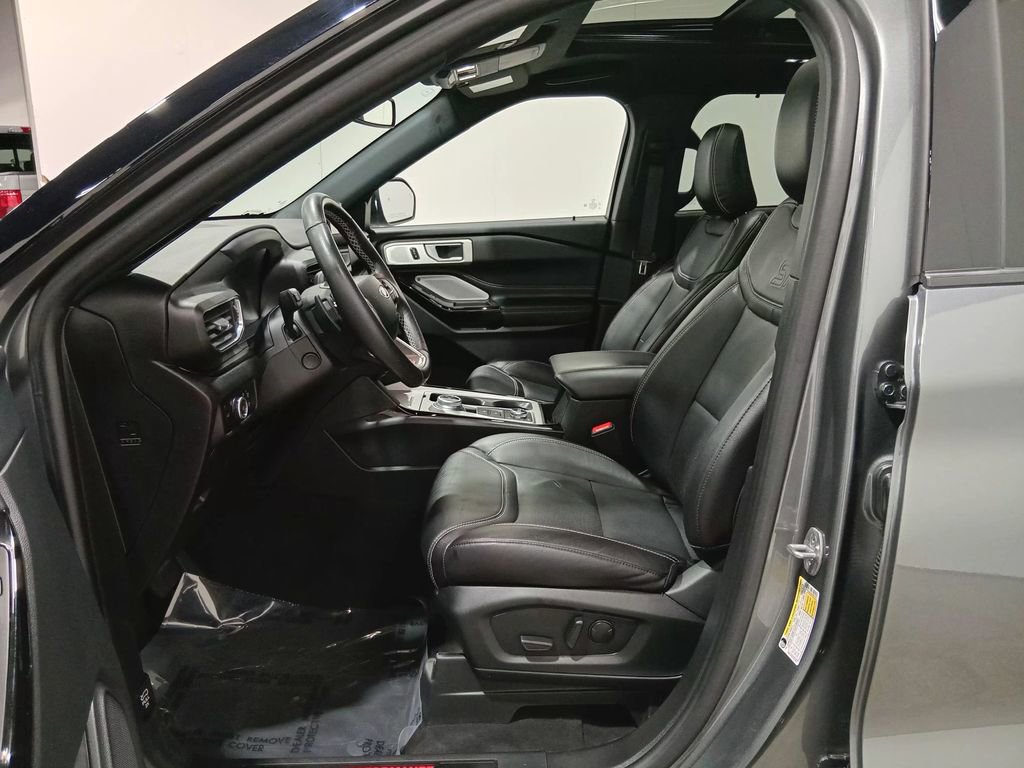 Certified 2023 Ford Explorer ST w/ Equipment Group 401A AWD/4WD image 19