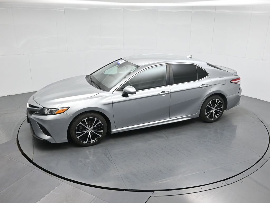 Used 2020 Toyota Camry SE image 27