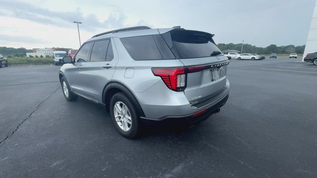 Certified 2025 Ford Explorer Active RWD image 6