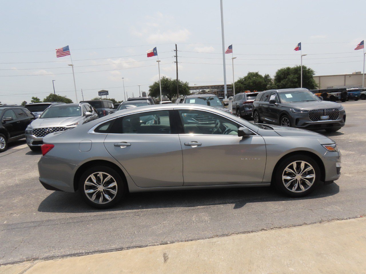 Used 2025 Chevrolet Malibu LT FWD image 10