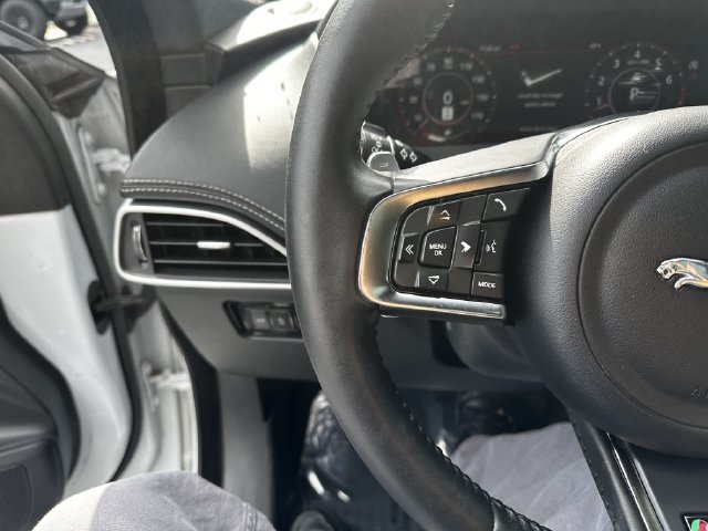 Used 2019 Jaguar F-PACE S AWD/4WD image 28