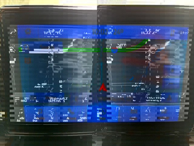 Certified 2021 Ford Explorer Limited w/ Equipment Group 301A image 20