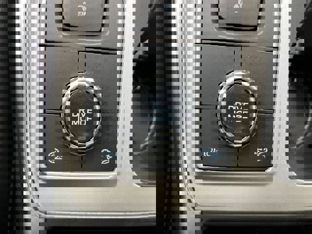 Certified 2022 Ford Explorer XLT w/ Equipment Group 202A image 25