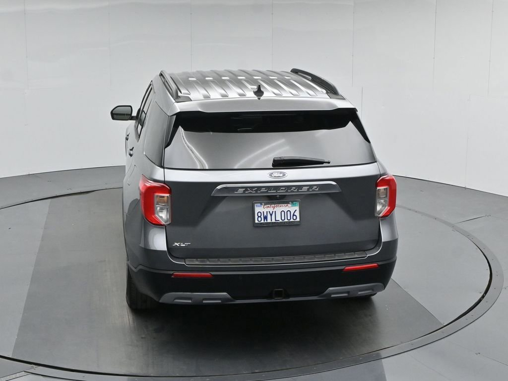 Certified 2021 Ford Explorer XLT image 13