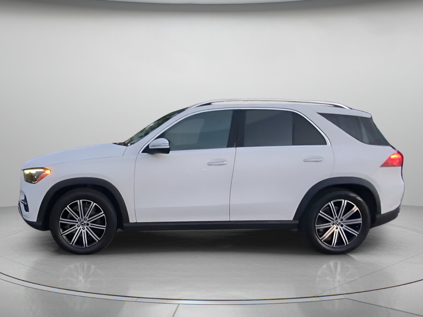 Used 2024 Mercedes-Benz GLE 350 4MATIC image 16