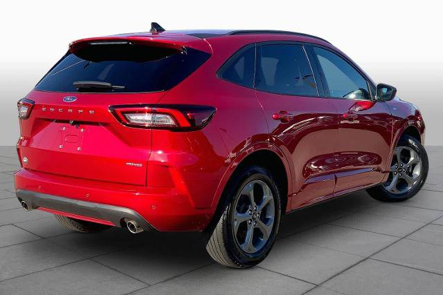 Certified 2023 Ford Escape ST-Line w/ Tech Pack #1 AWD/4WD image 13
