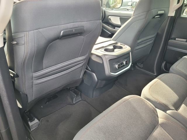 Certified 2025 Ford Expedition Active image 12