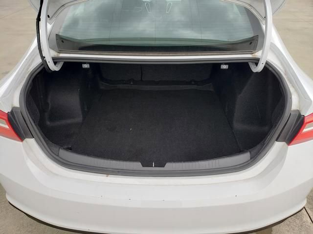 Used 2023 Chevrolet Malibu LT FWD image 8