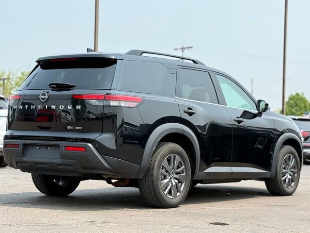 Used 2022 Nissan Pathfinder SV image 10
