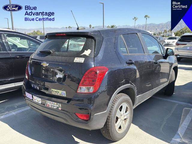 Used 2022 Chevrolet Trax LS AWD/4WD image 17